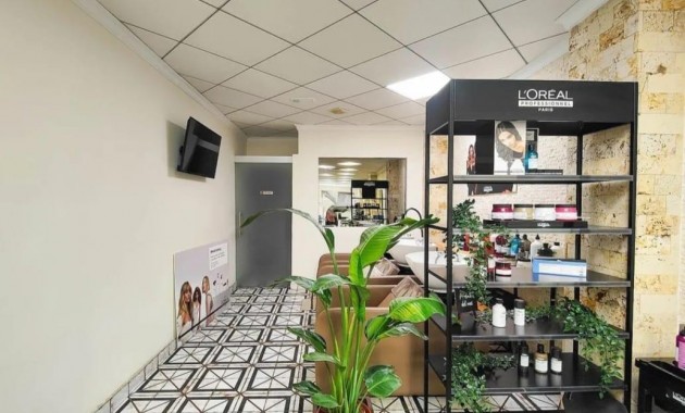 Venta - Commercial Unit -
Torrevieja - La siesta