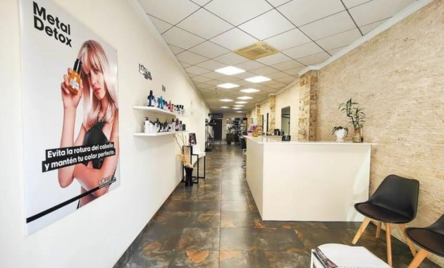Venta - Commercial Unit -
Torrevieja - La siesta