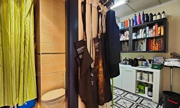 Venta - Commercial Unit -
Torrevieja - La siesta