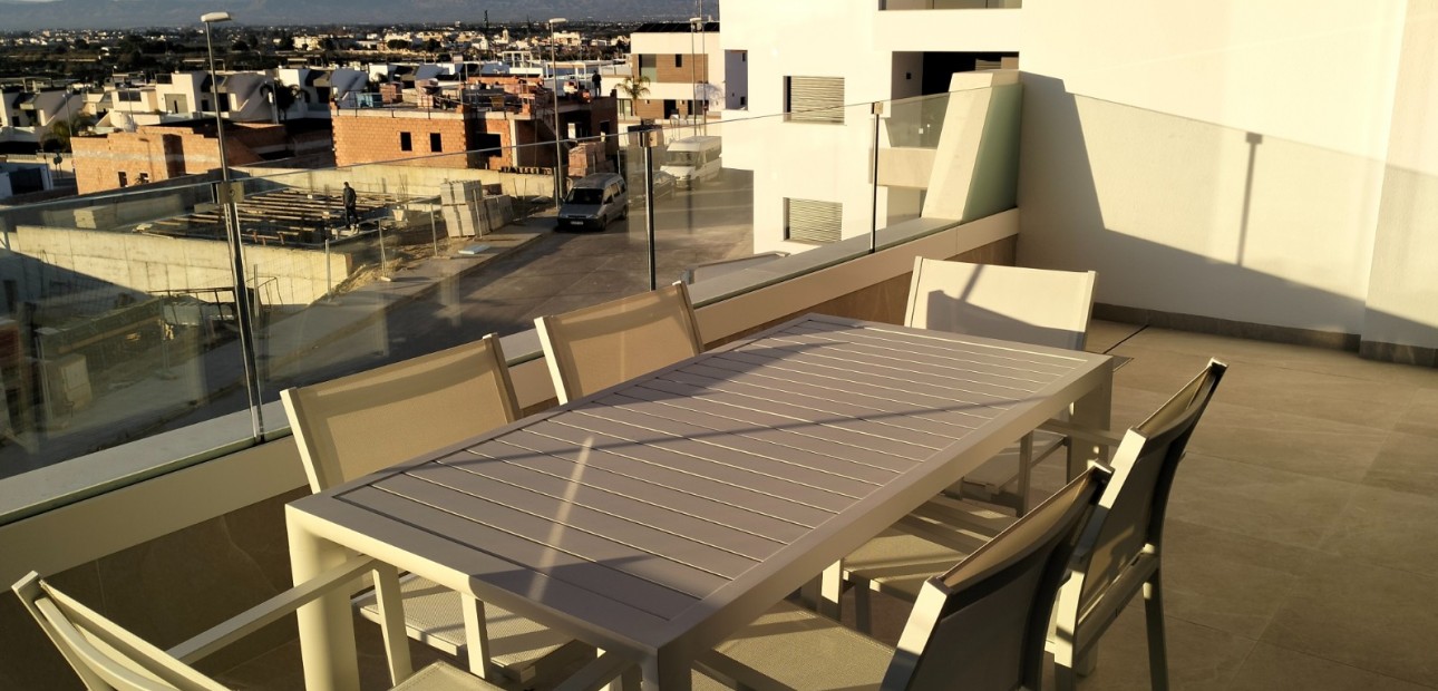 Herverkoop - Appartement / flat -
Benijofar