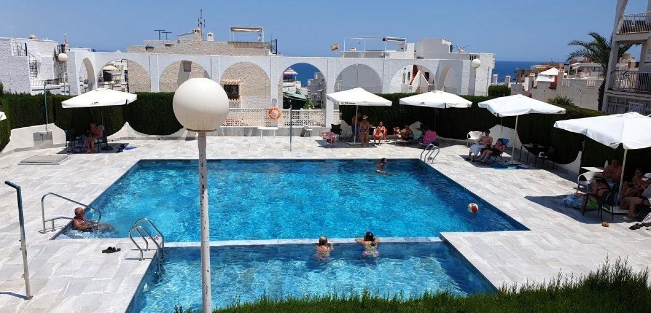 Venta - Apartamento / piso -
Torrevieja - Los Europeos