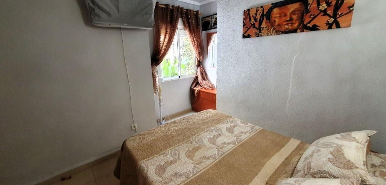 Venta - Apartamento / piso -
Torrevieja - Los Europeos