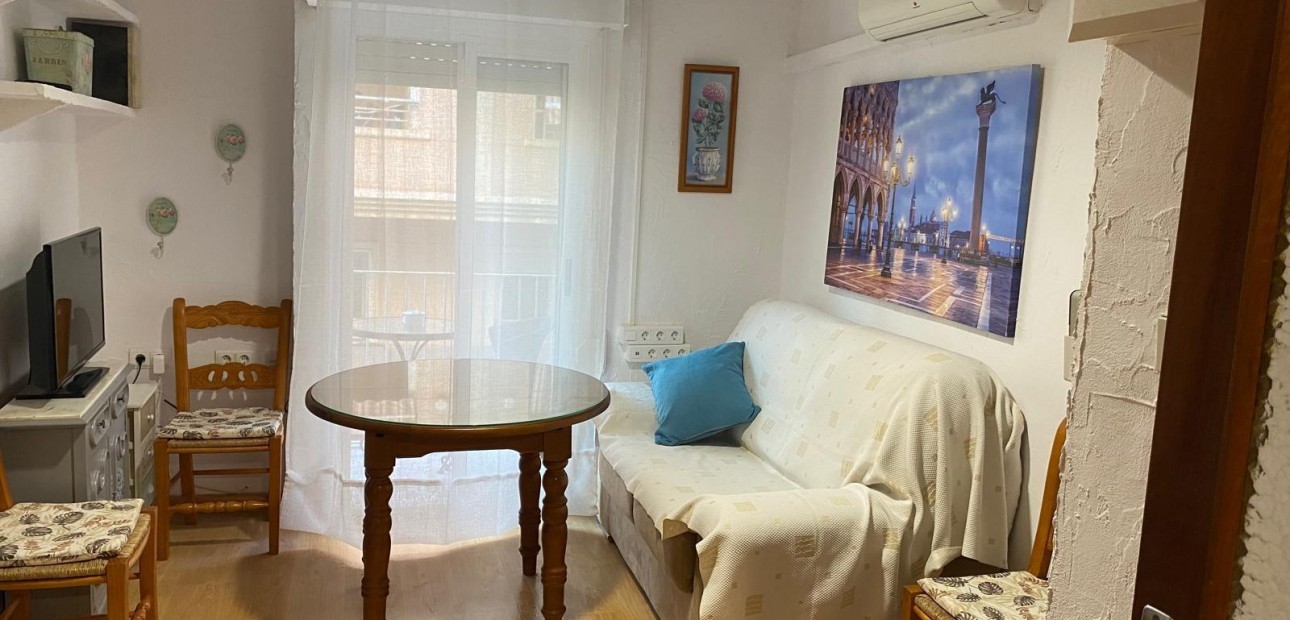 Venta - Apartamento / piso -
Santa Pola - Playa Levante