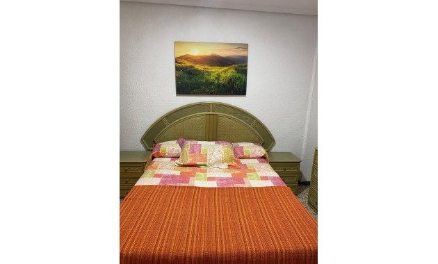 Venta - Apartamento / piso -
Santa Pola - Playa Levante