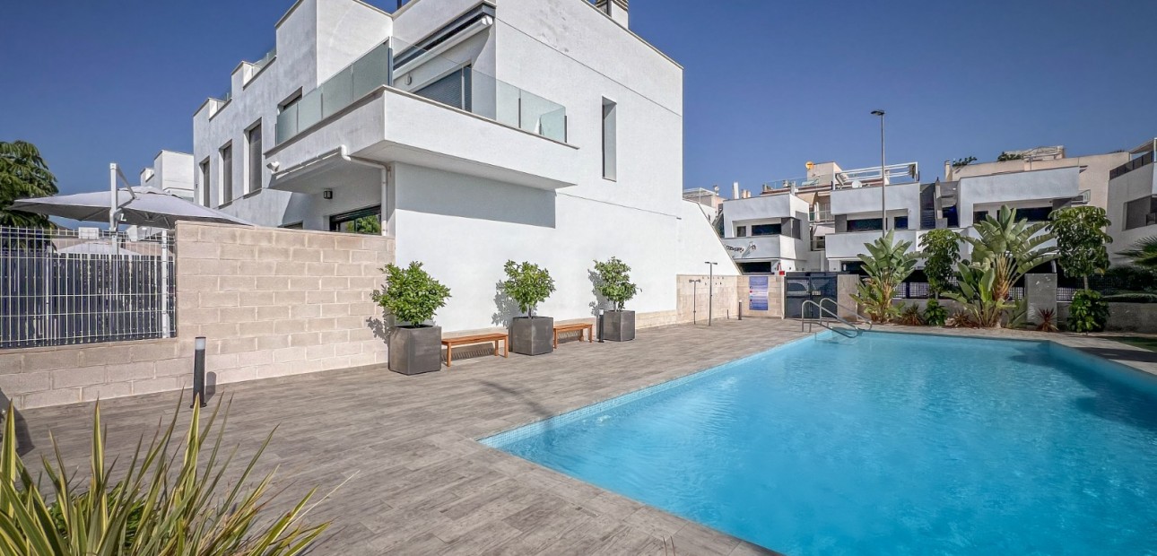 Herverkoop - Bungalow Ground Floor -
San Javier