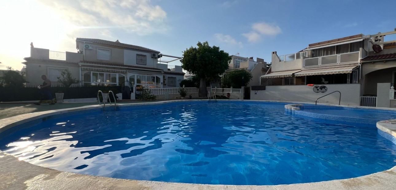 Venta - Villa -
Torrevieja - Torreblanca