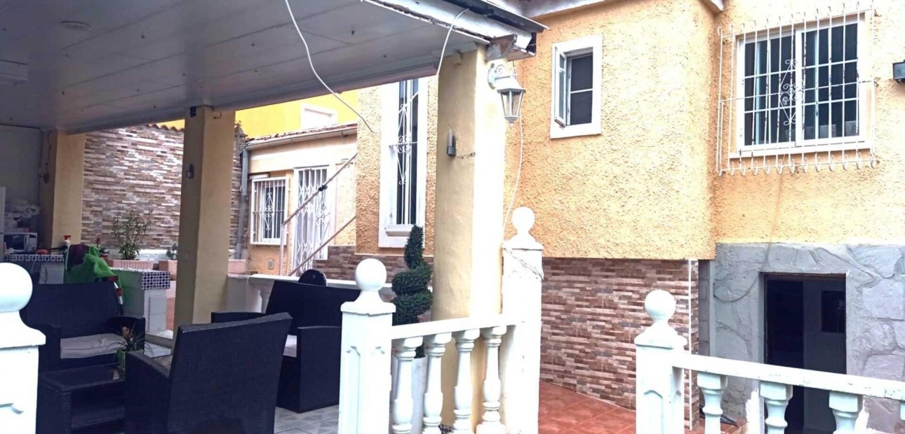 Venta - House -
San Fulgencio - La Marina