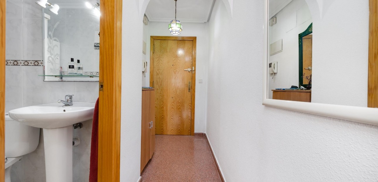 Venta - Apartamento / piso -
Torrevieja - torrevieja