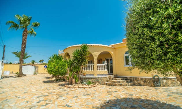 Venta - Villa -
Torrevieja - La Siesta