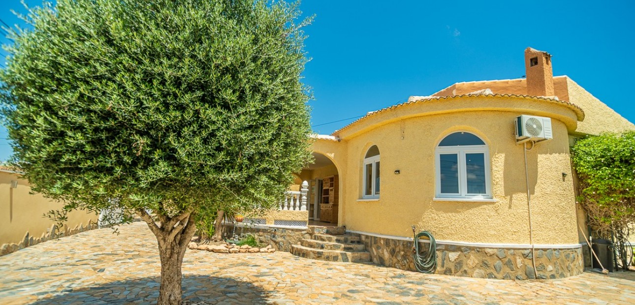 Venta - Villa -
Torrevieja - La Siesta