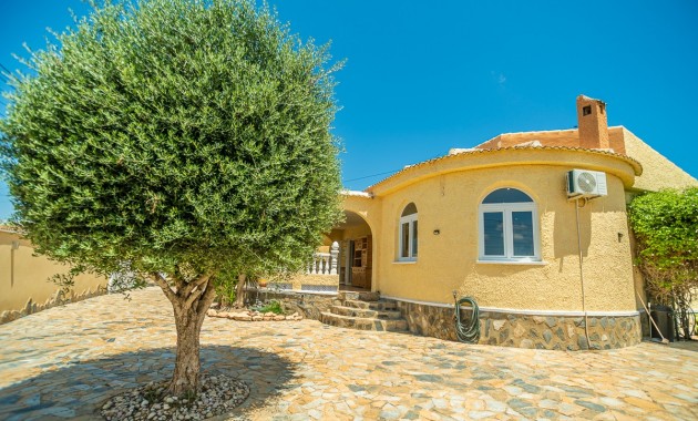 Venta - Villa -
Torrevieja - La Siesta