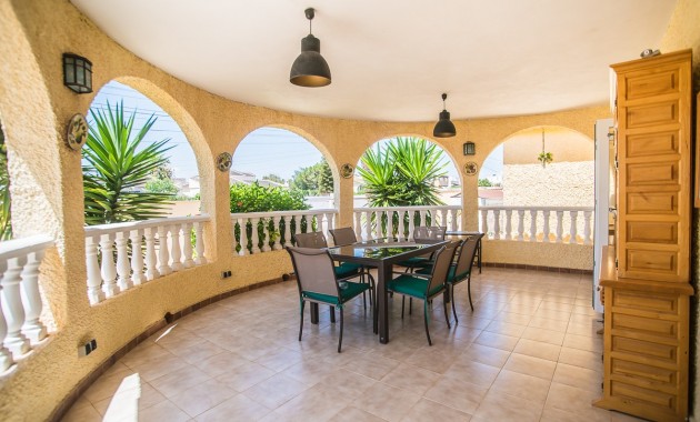 Venta - Villa -
Torrevieja - La Siesta