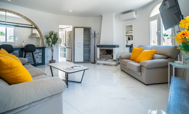 Venta - Villa -
Torrevieja - La Siesta