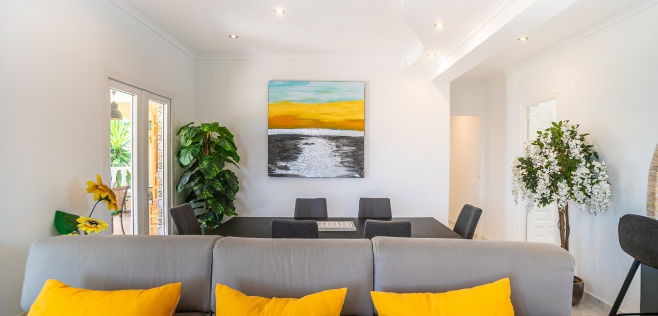 Venta - Villa -
Torrevieja - La Siesta