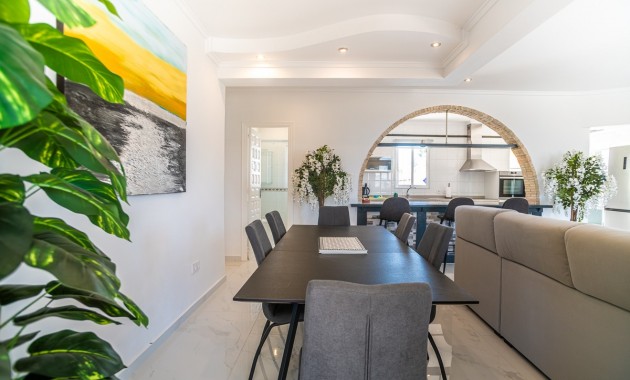Venta - Villa -
Torrevieja - La Siesta