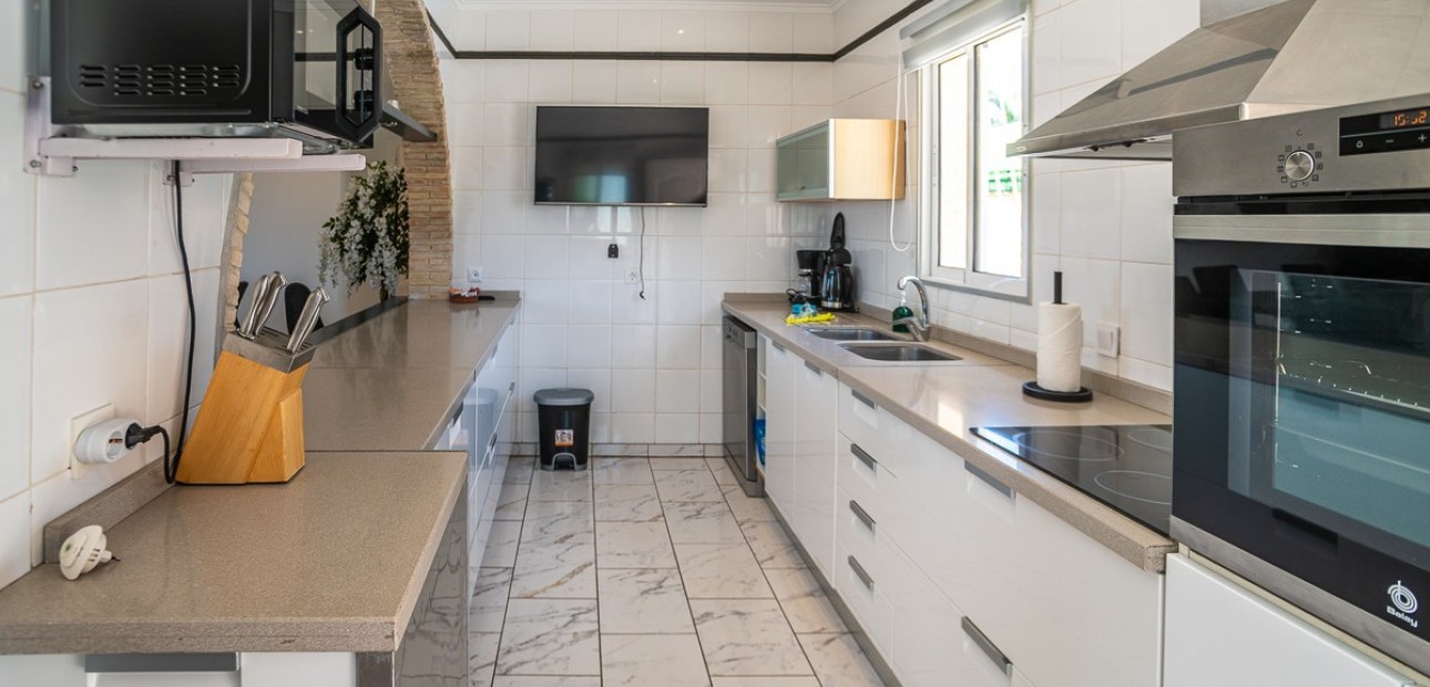 Venta - Villa -
Torrevieja - La Siesta