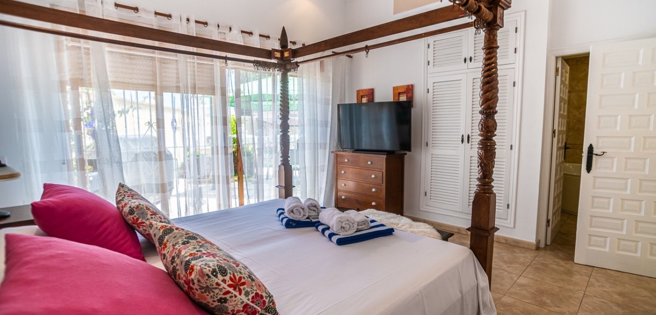 Venta - Villa -
Torrevieja - La Siesta