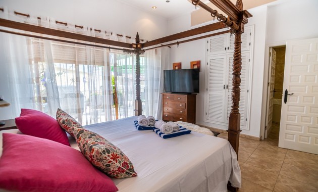 Venta - Villa -
Torrevieja - La Siesta