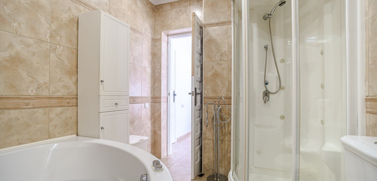 Venta - Villa -
Torrevieja - La Siesta
