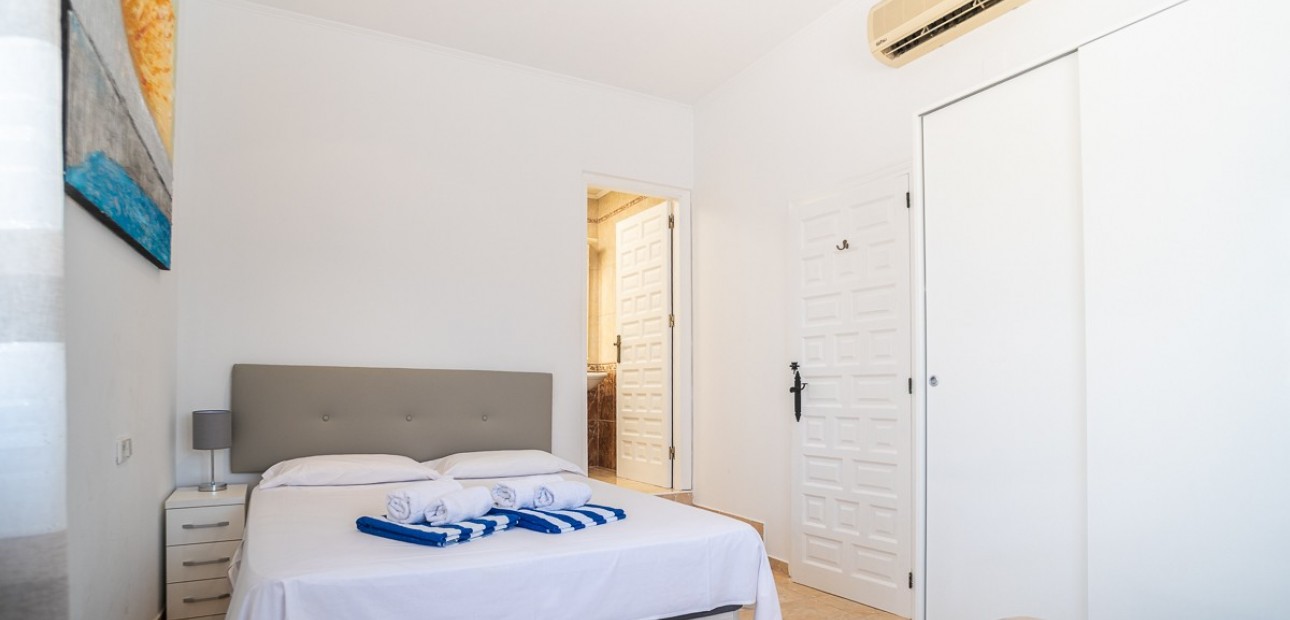 Venta - Villa -
Torrevieja - La Siesta
