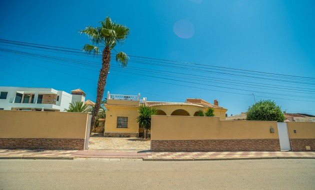 Venta - Villa -
Torrevieja - La Siesta