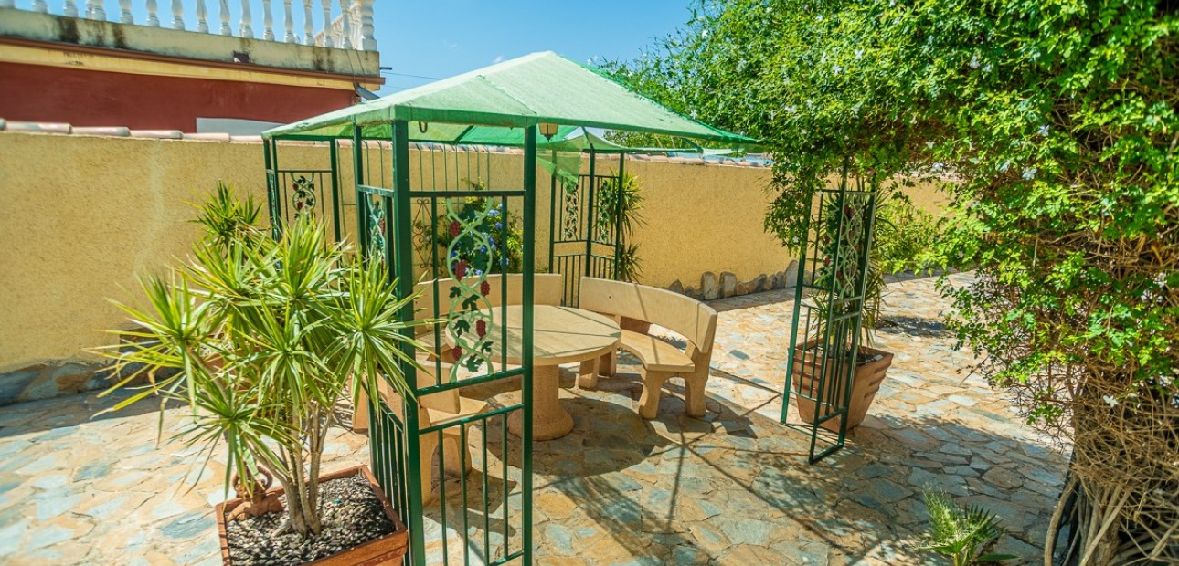 Venta - Villa -
Torrevieja - La Siesta