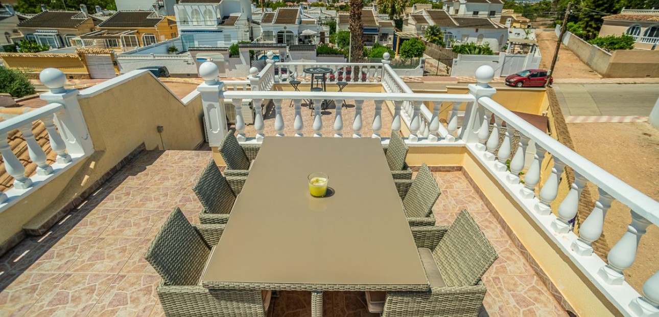 Venta - Villa -
Torrevieja - La Siesta