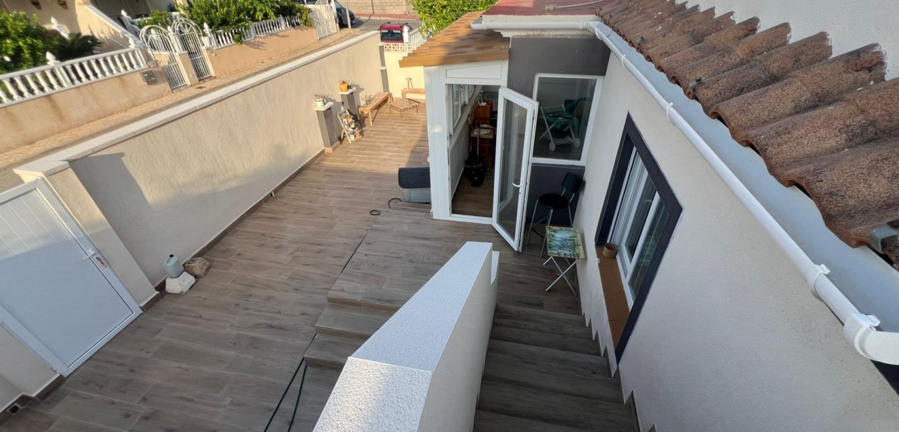 Sale - Villa -
Torrevieja - Torreblanca