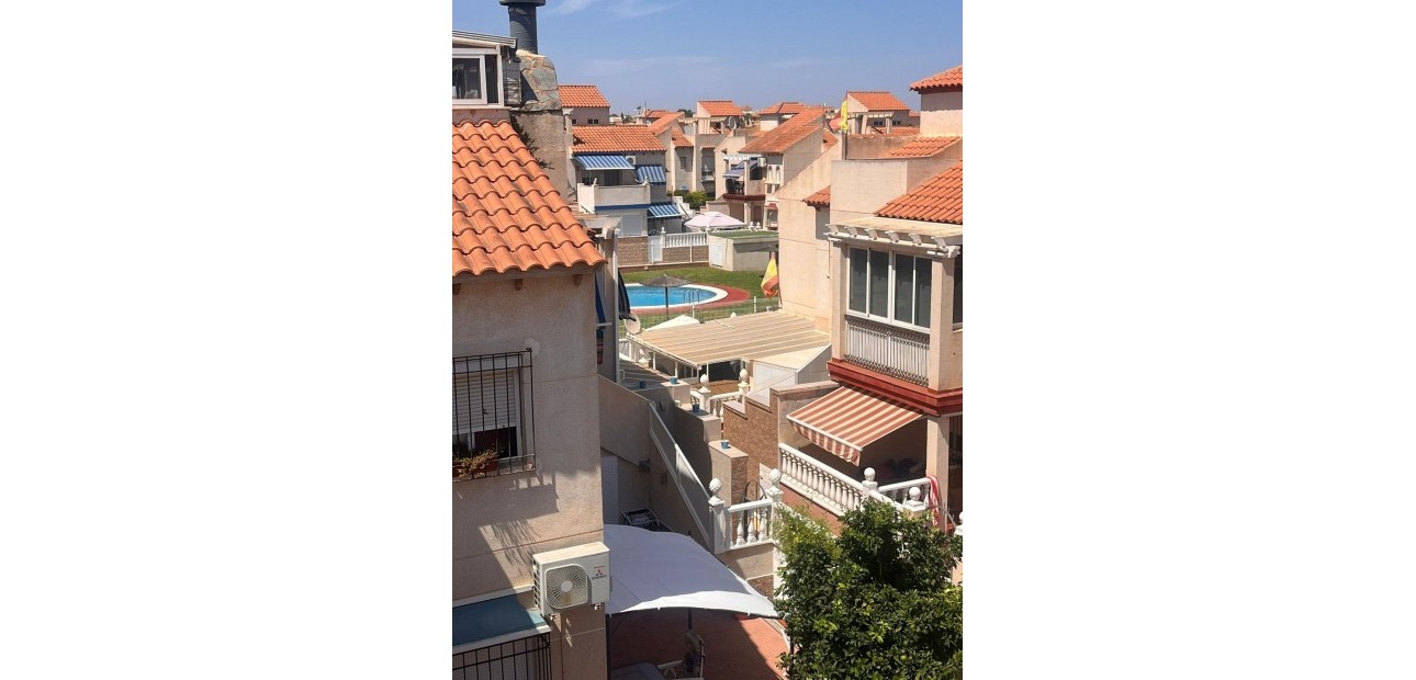 Sale - Bungalow -
Orihuela Costa - Playa Flamenca Norte