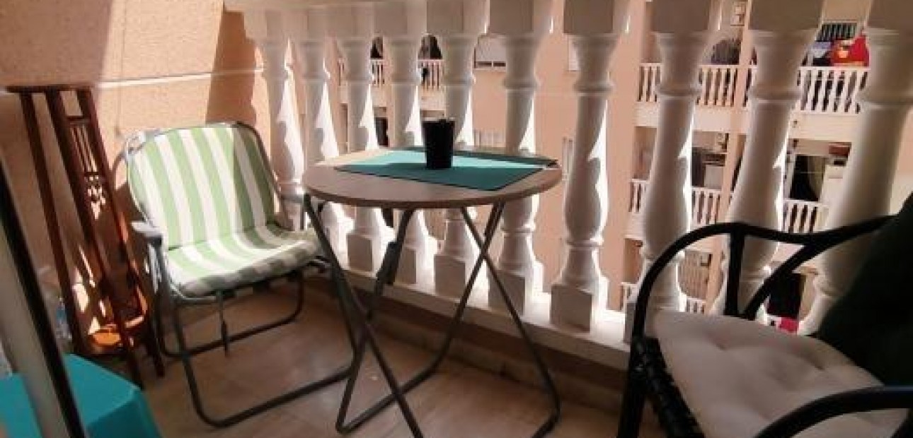 Sale - Apartment / flat -
Torrevieja - Estacion de autobuses