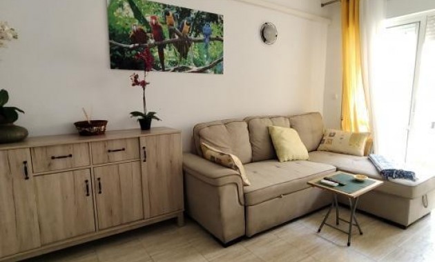 Sale - Apartment / flat -
Torrevieja - Estacion de autobuses