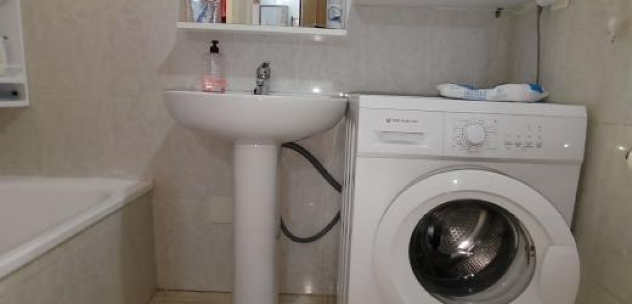 Sale - Apartment / flat -
Torrevieja - Estacion de autobuses