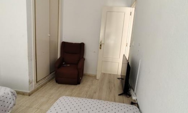 Sale - Apartment / flat -
Torrevieja - Estacion de autobuses
