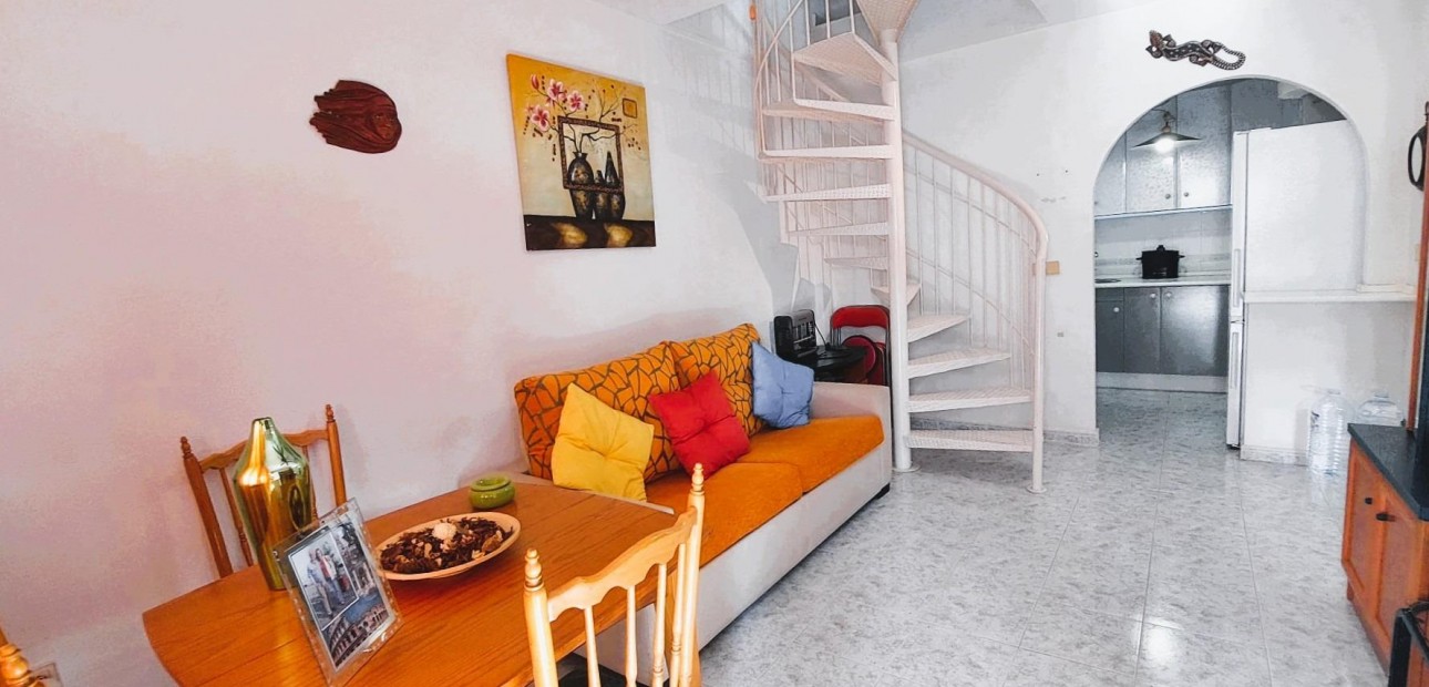 Sale - Bungalow -
Orihuela Costa - Playa Flamenca