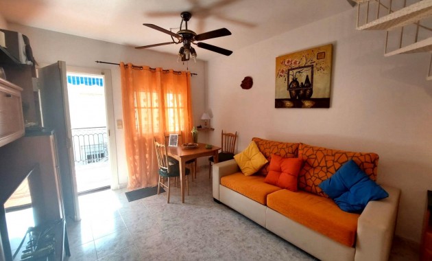 Sale - Bungalow -
Orihuela Costa - Playa Flamenca