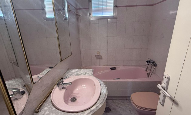 Sale - Apartment / flat -
Rojales - Costa blanca sur