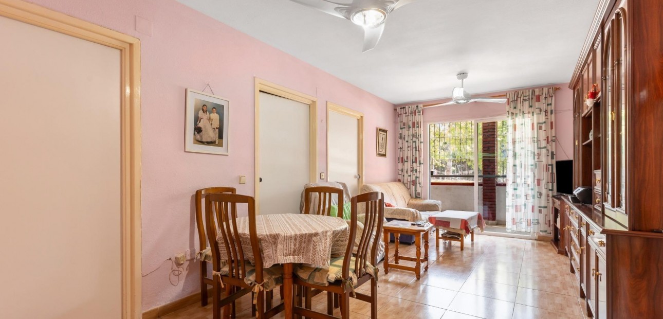 Sale - Ground Floor -
Torrevieja - Estacion de autobuses