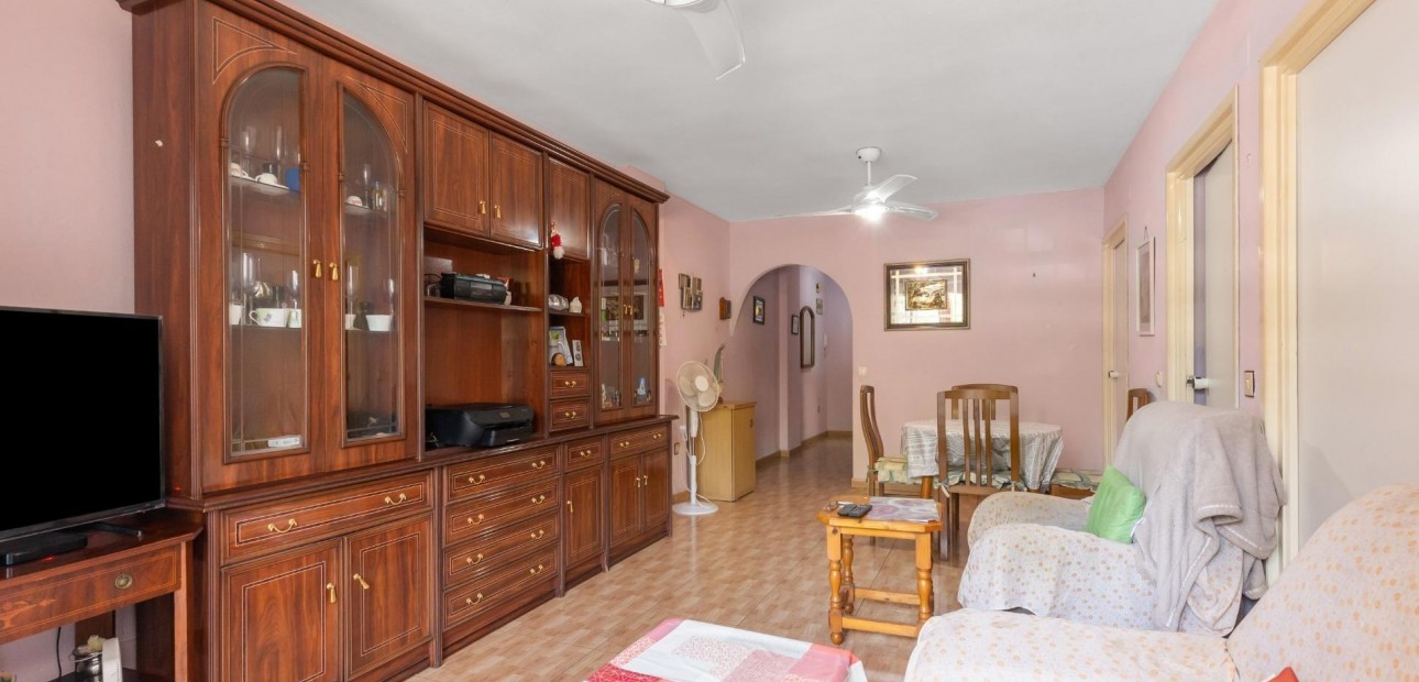 Sale - Ground Floor -
Torrevieja - Estacion de autobuses