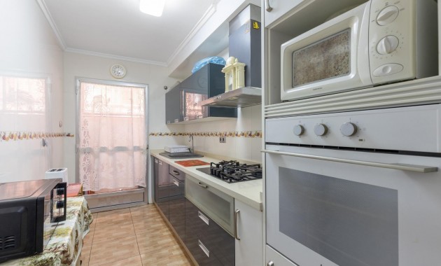 Sale - Ground Floor -
Torrevieja - Estacion de autobuses
