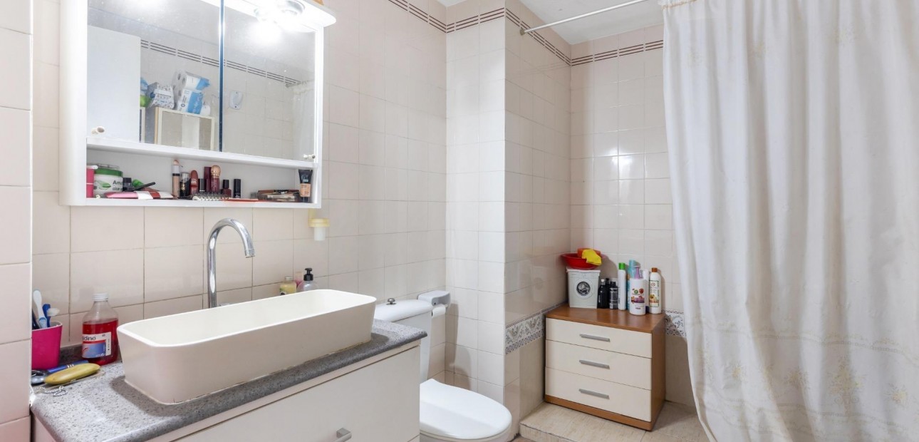 Sale - Ground Floor -
Torrevieja - Estacion de autobuses