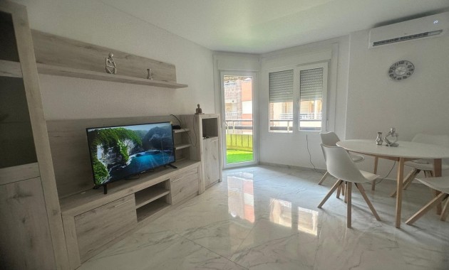 Sale - Apartment / flat -
Torrevieja - Estacion de autobuses