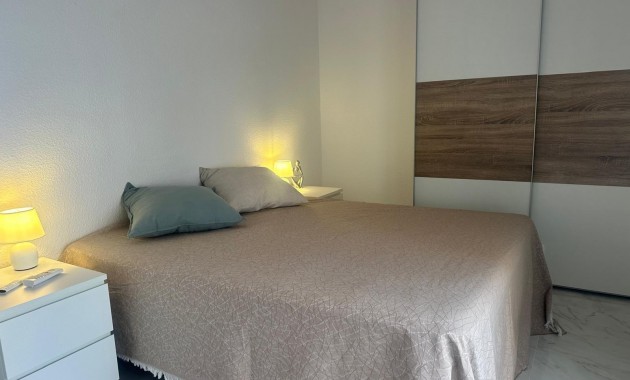 Sale - Apartment / flat -
Torrevieja - Estacion de autobuses