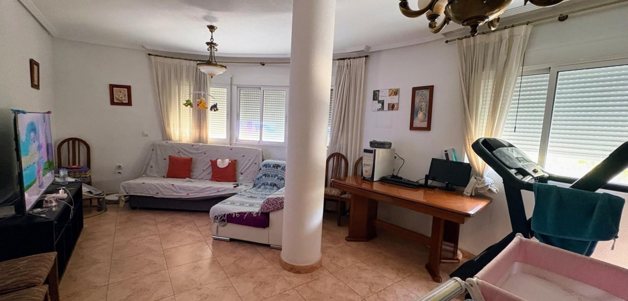 Sale - Apartment / flat -
Orihuela - Raiguero de Bonanza
