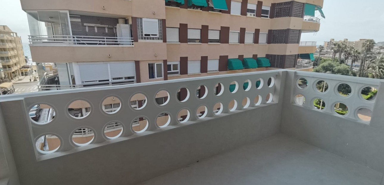 Sale - Penthouse -
Torrevieja - Torrelamata - La Mata