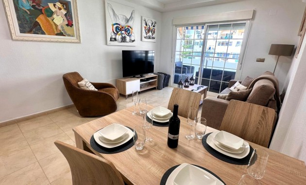 Herverkoop - Appartement / flat -
Torrevieja - Playa del cura