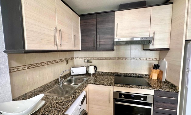 Herverkoop - Appartement / flat -
Torrevieja - Playa del cura