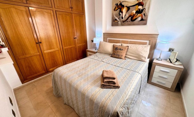 Herverkoop - Appartement / flat -
Torrevieja - Playa del cura