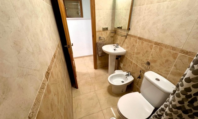 Herverkoop - Appartement / flat -
Torrevieja - Playa del cura
