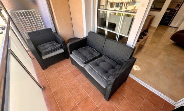 Herverkoop - Appartement / flat -
Torrevieja - Playa del cura