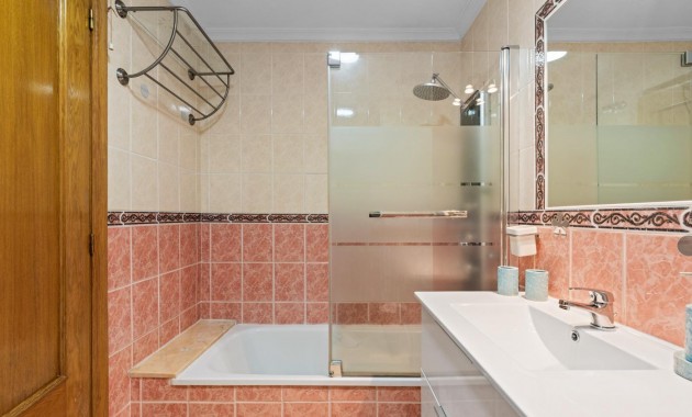 Herverkoop - Appartement / flat -
Guardamar del Segura - CENTRO